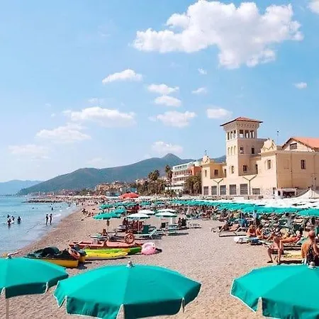 Blu Marine -terrazza Vista Mare- * Loano