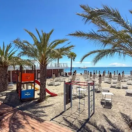 Blu Marine -terrazza Vista Mare- Casa vacanze *